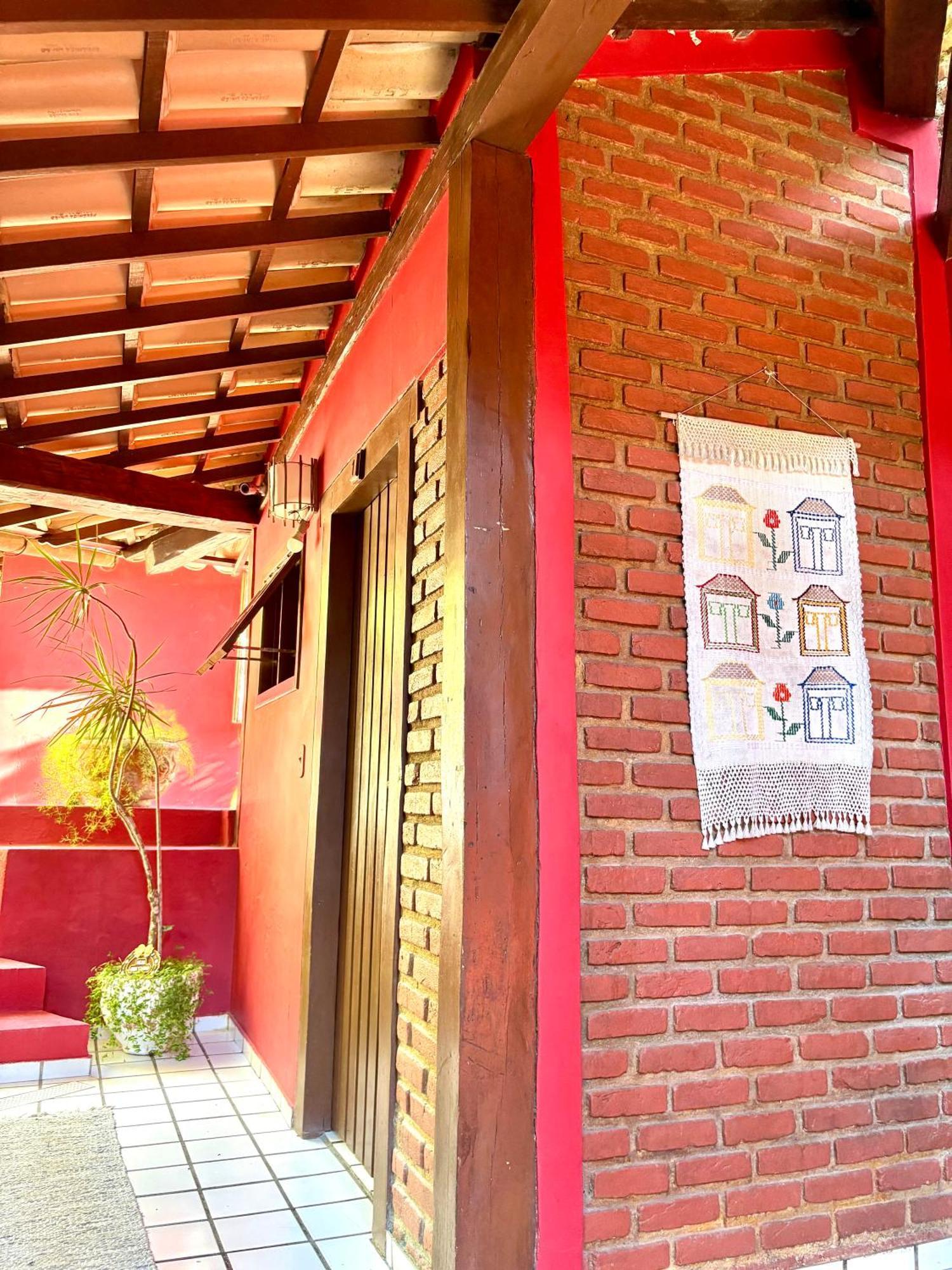 Novos Baianos Hostel E Pousada بورتو سيغورو المظهر الخارجي الصورة
